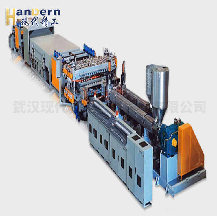 中空板生產線的單擠和共擠有什么區別